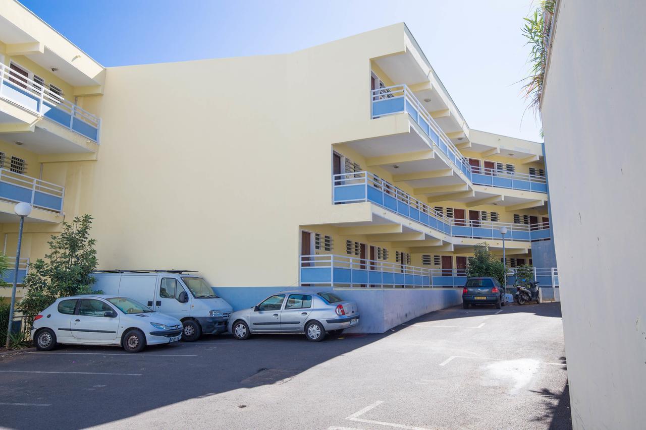 Apt 5 Min A Pied Centre Ville Saint-Gilles-les-Bains Exterior foto